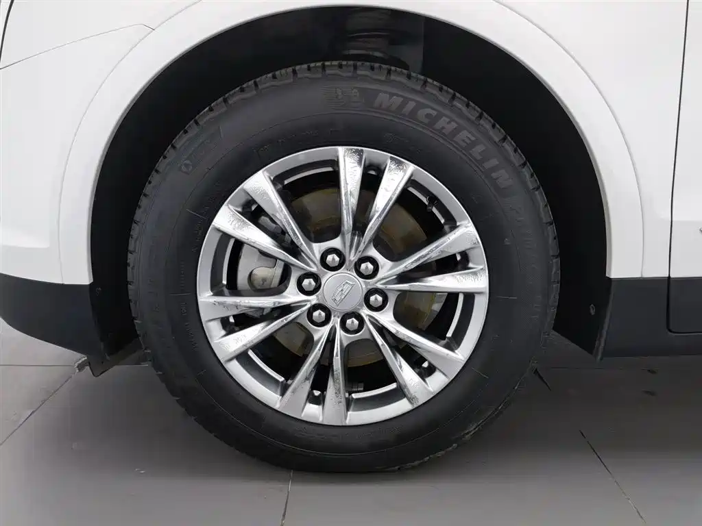 Cadillac XT5 2020 — фото 17