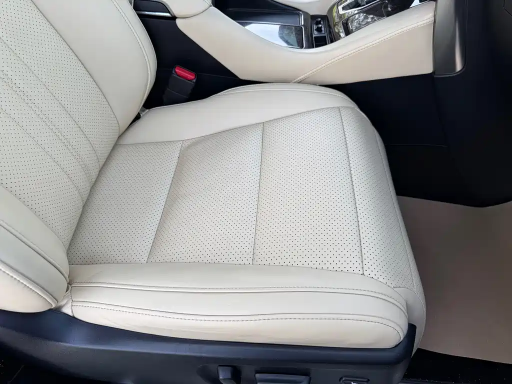 Toyota Alphard 2019 — фото 26