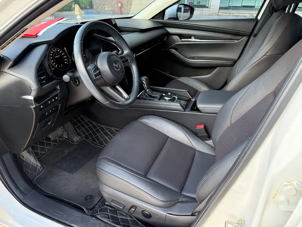 Mazda 3 Angkesela 2022