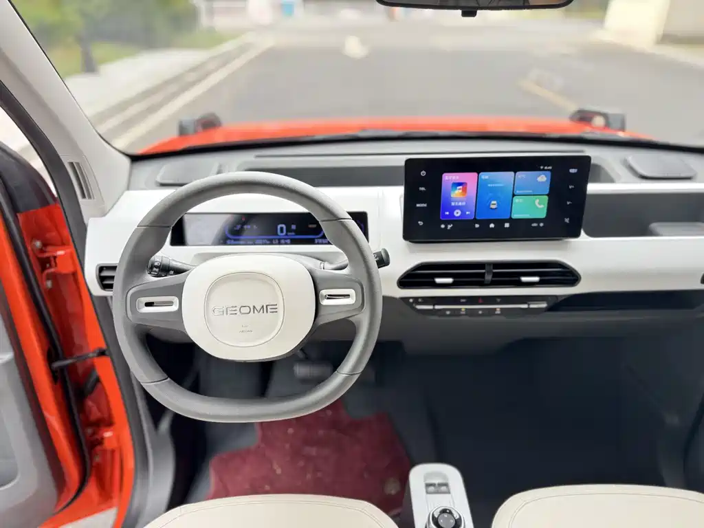 Geely Galaxy Panda 2024