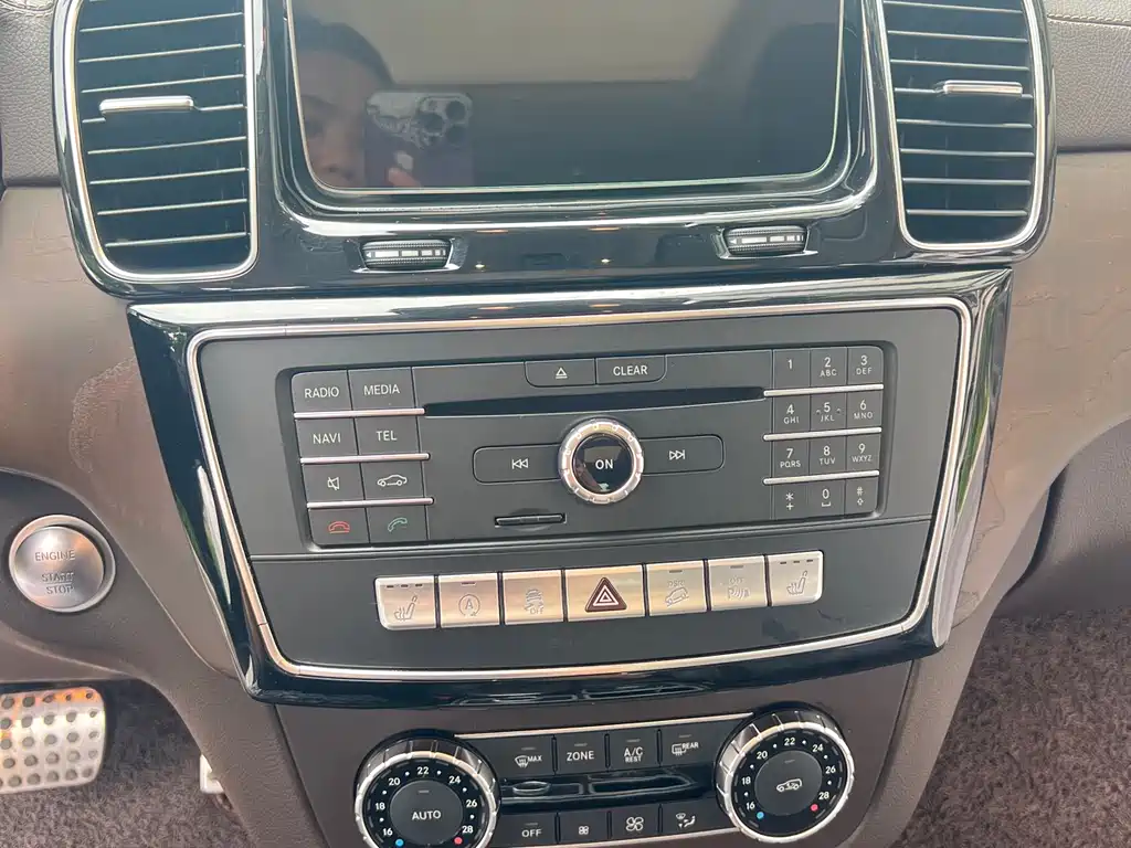 Mercedes-Benz GLE 2018 — фото 25