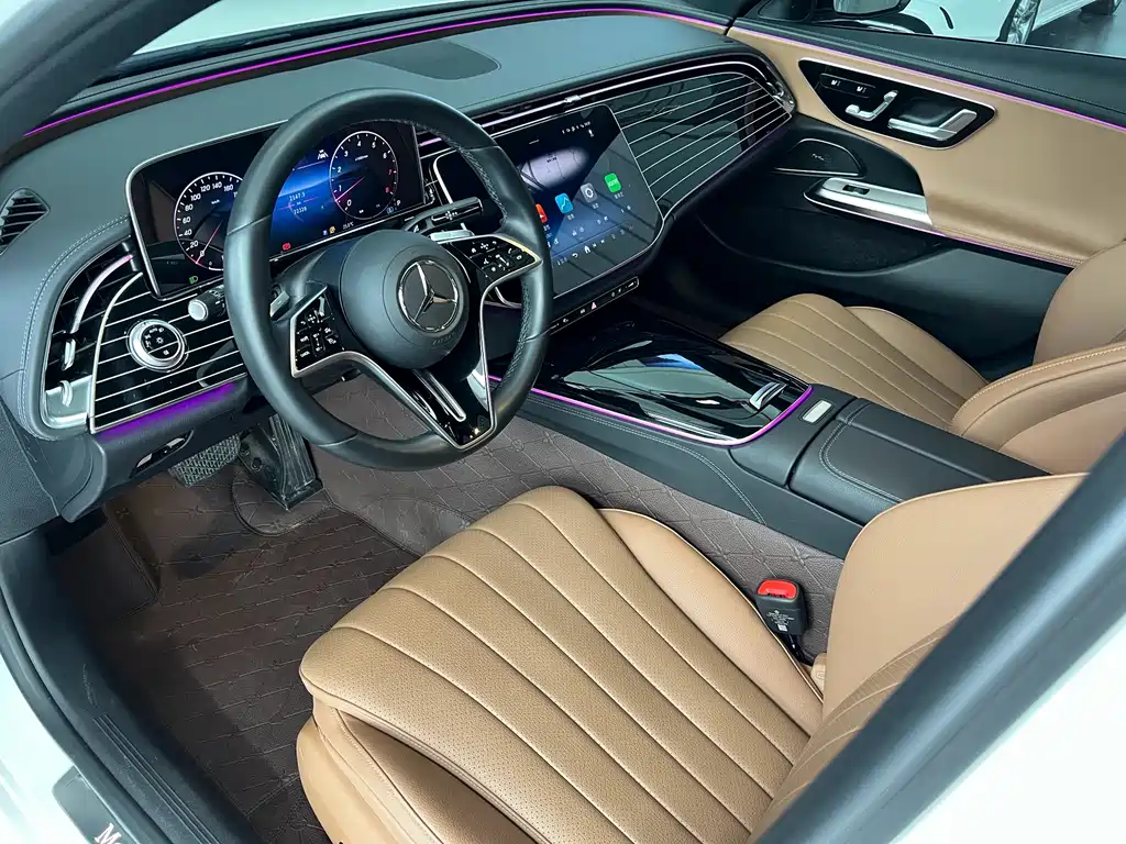Mercedes-Benz E-Class 2024 — фото 20