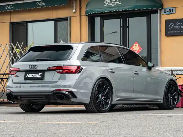 Audi RS 4 2019