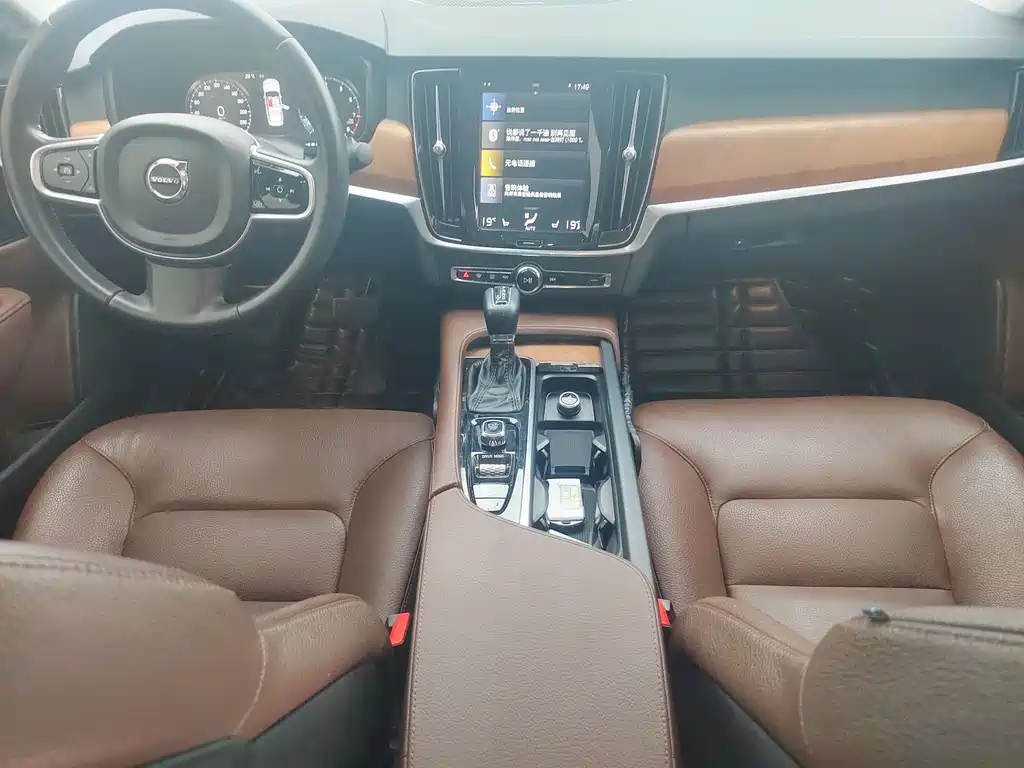 Volvo S90 2018 — фото 8