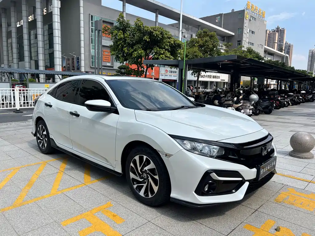 Honda Civic 2021 — фото 2
