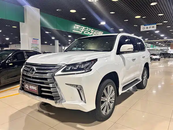 Lexus LX 2017
