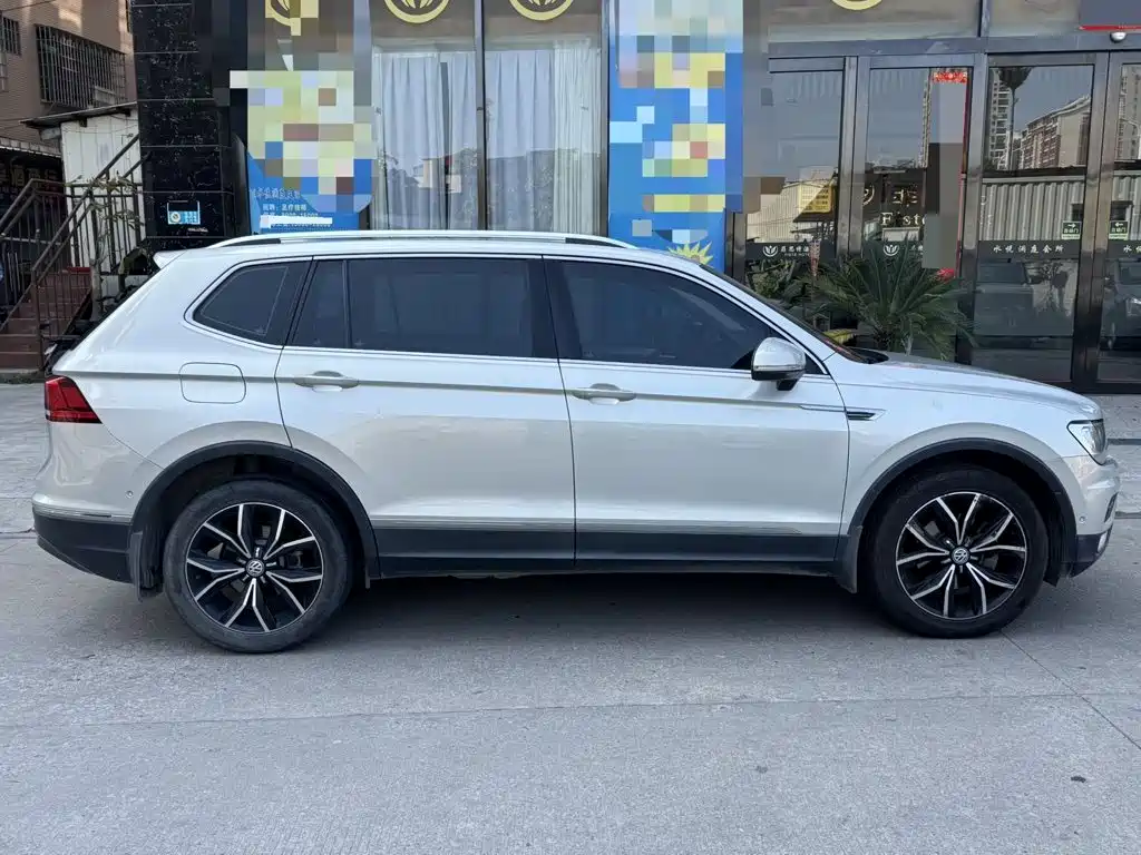 Volkswagen Tiguan L 2019