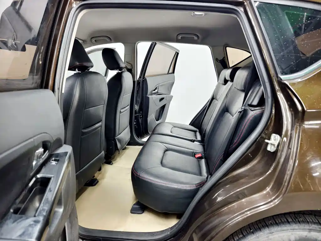 Landwind X5 2015 — фото 12