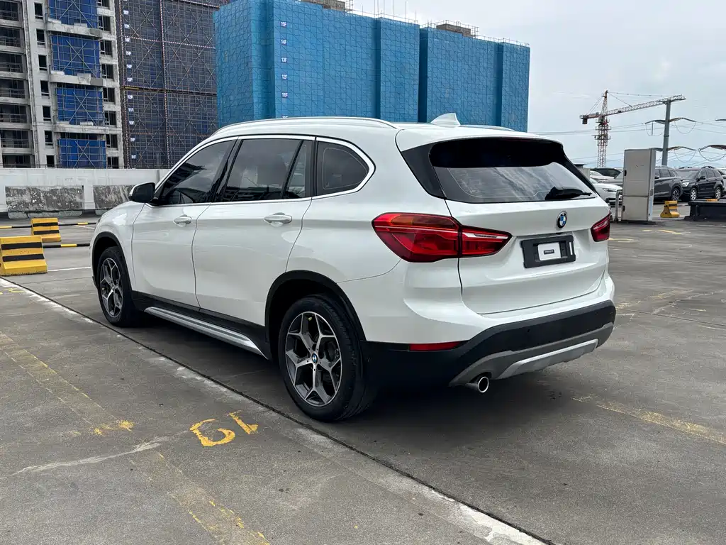 BMW X1 2018 — фото 13