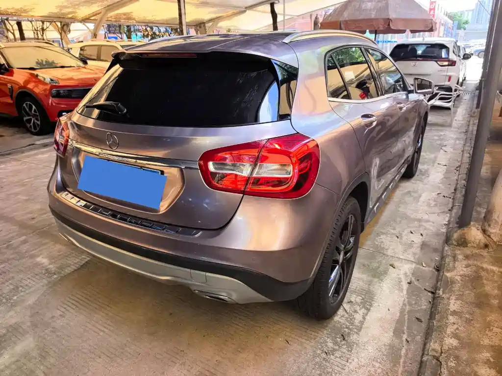 Mercedes-Benz GLA 2015 — фото 15