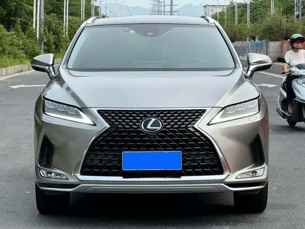 Lexus RX 2022 — фото 2