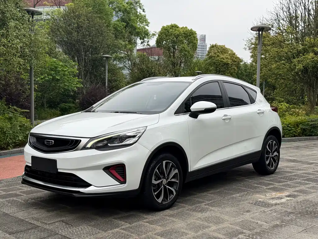 Geely Emgrand GS 2021 — фото 1