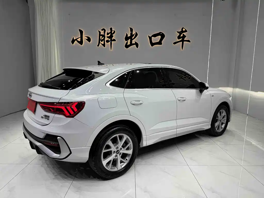Audi Q3 Sportback 2022 — фото 3