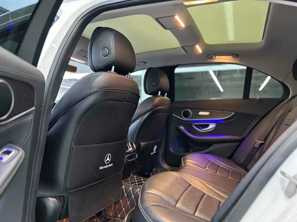 Mercedes-Benz C-Class 2019