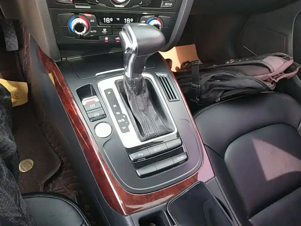 Audi A4L 2016 — фото 14
