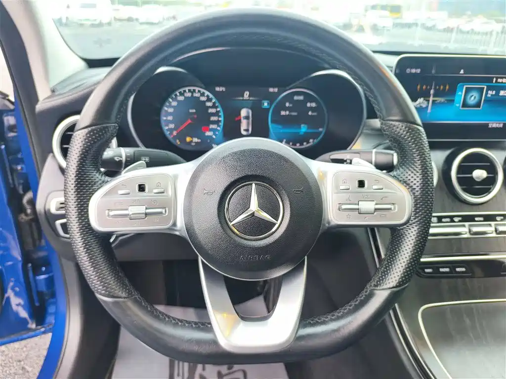 Mercedes-Benz C-Class 2021 — фото 17