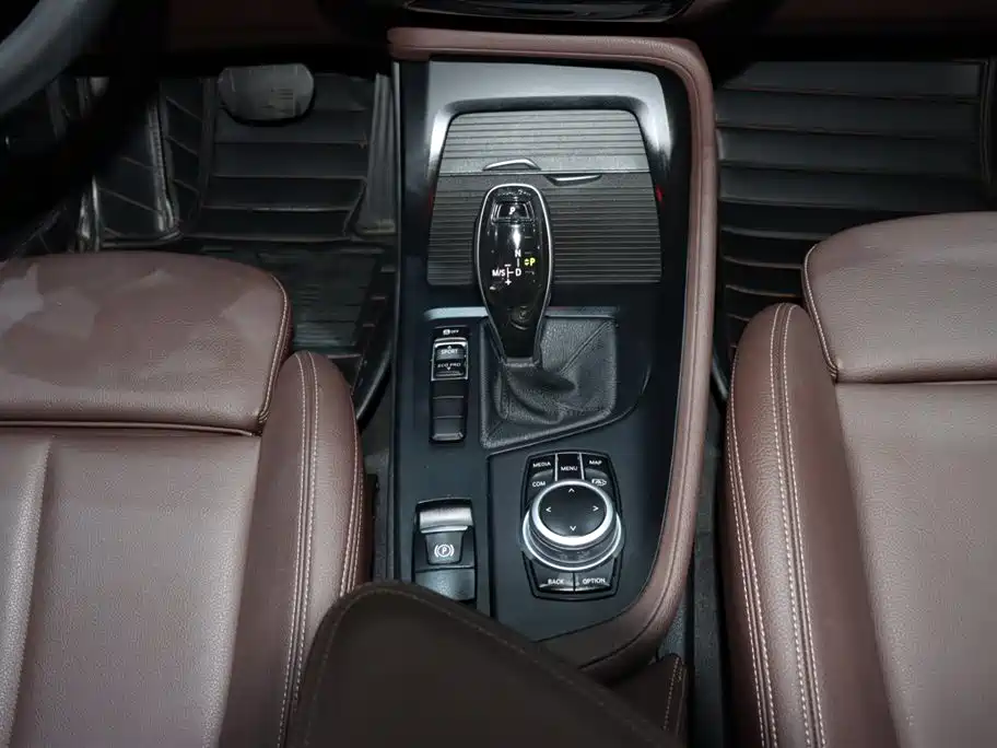 BMW X1 2021 — фото 14