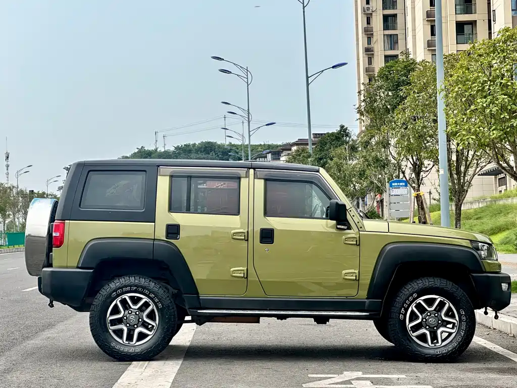 BAIC BJ40 2017 — фото 11
