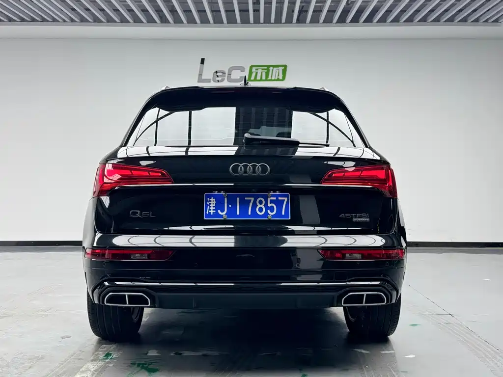 Audi Q5L 2022 — фото 6
