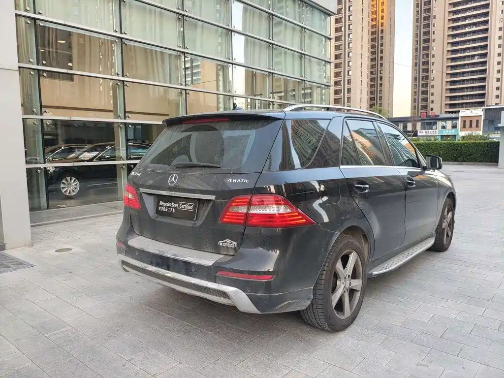 Mercedes-Benz M-Class 2013 — фото 11