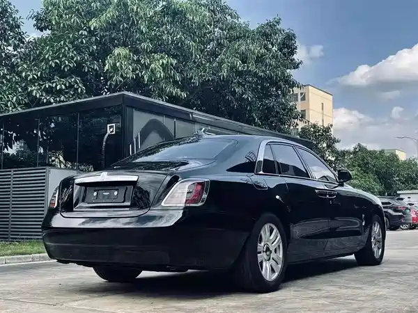 Rolls-Royce Ghost 2022