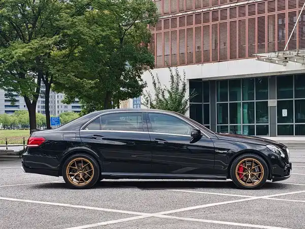 Mercedes-Benz E-Class 2014