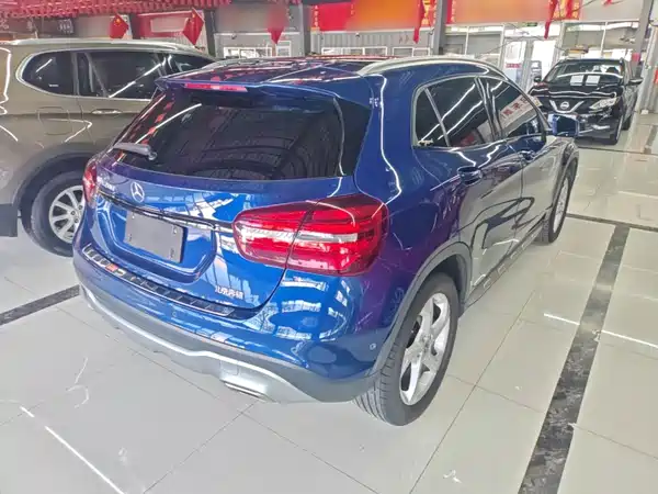 Mercedes-Benz GLA 2019