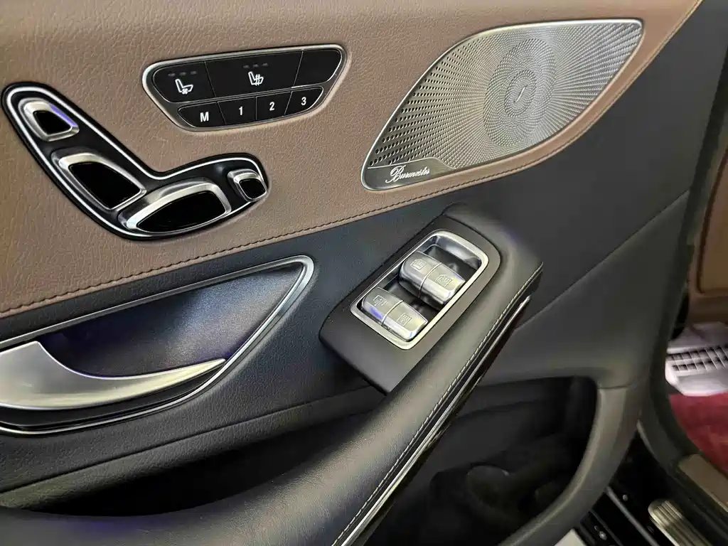 Mercedes-Benz Maybach S-Class 2018 — фото 12