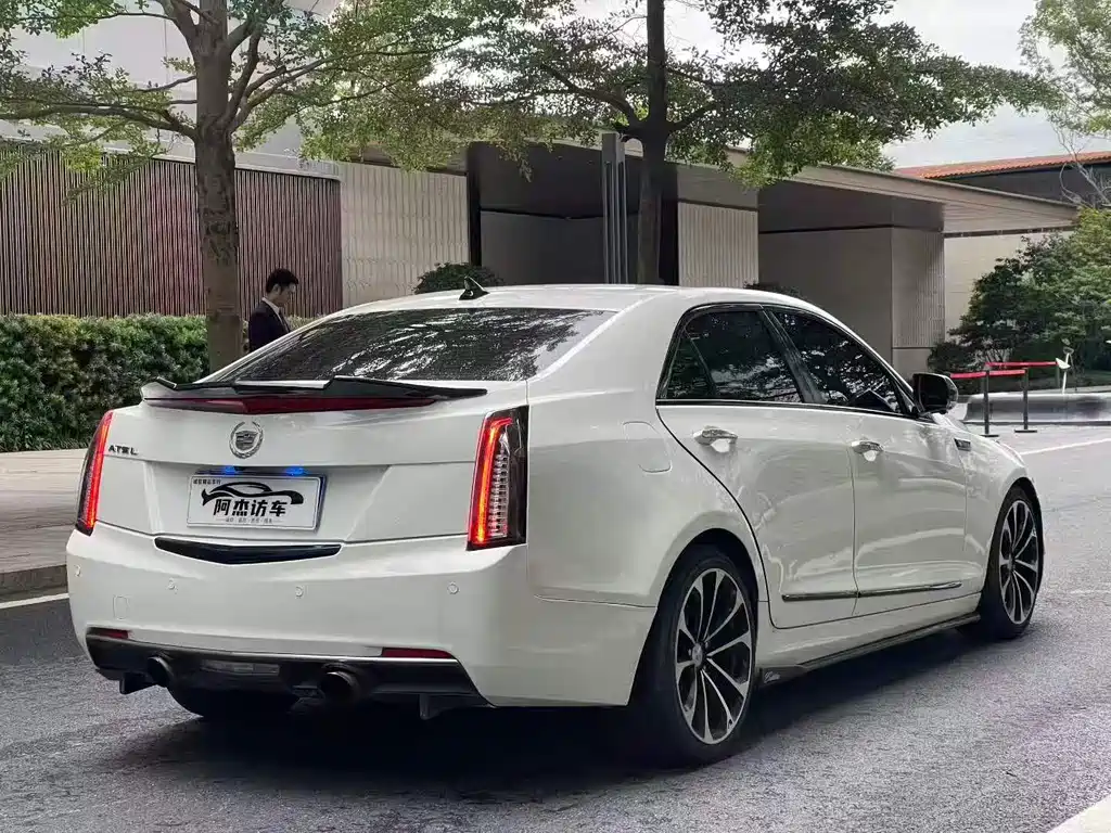 Cadillac ATS-L 2015 — фото 7