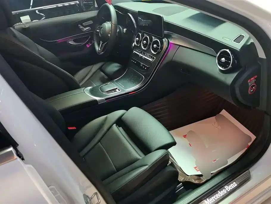 Mercedes-Benz C-Class 2019 — фото 8