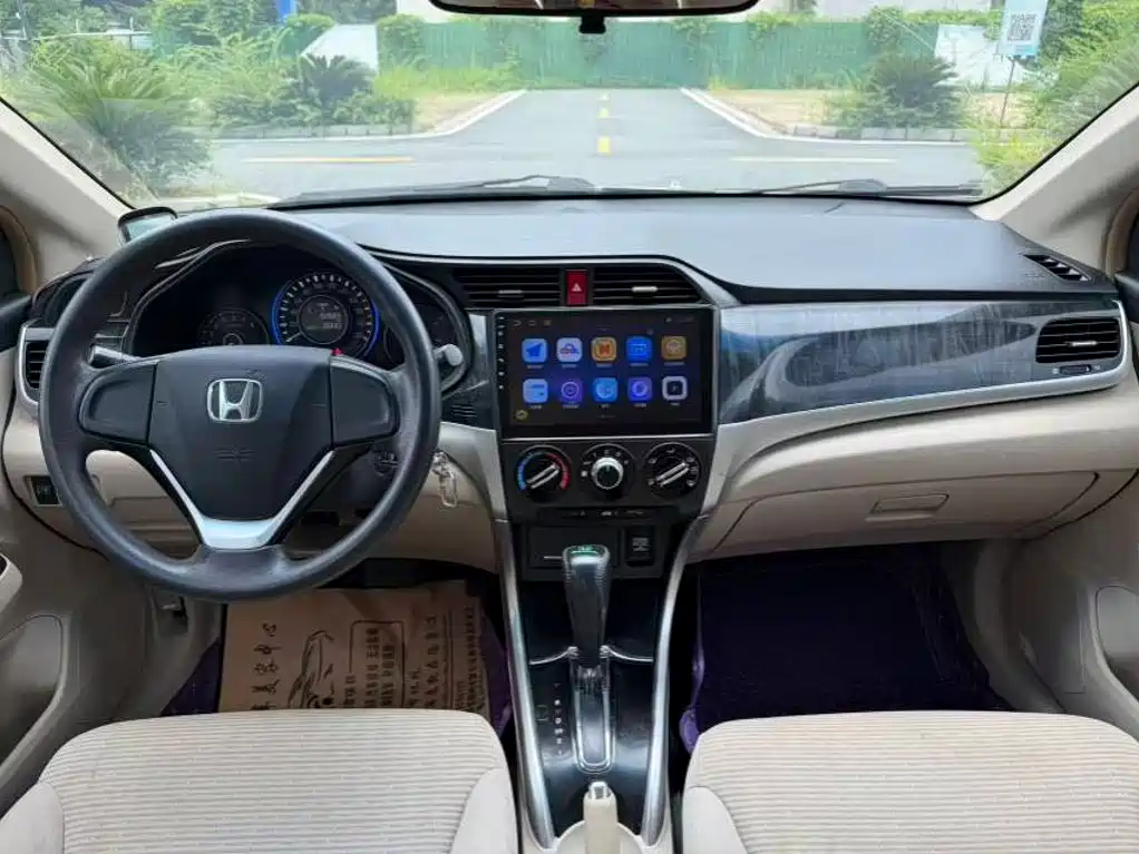 Honda Crider 2014