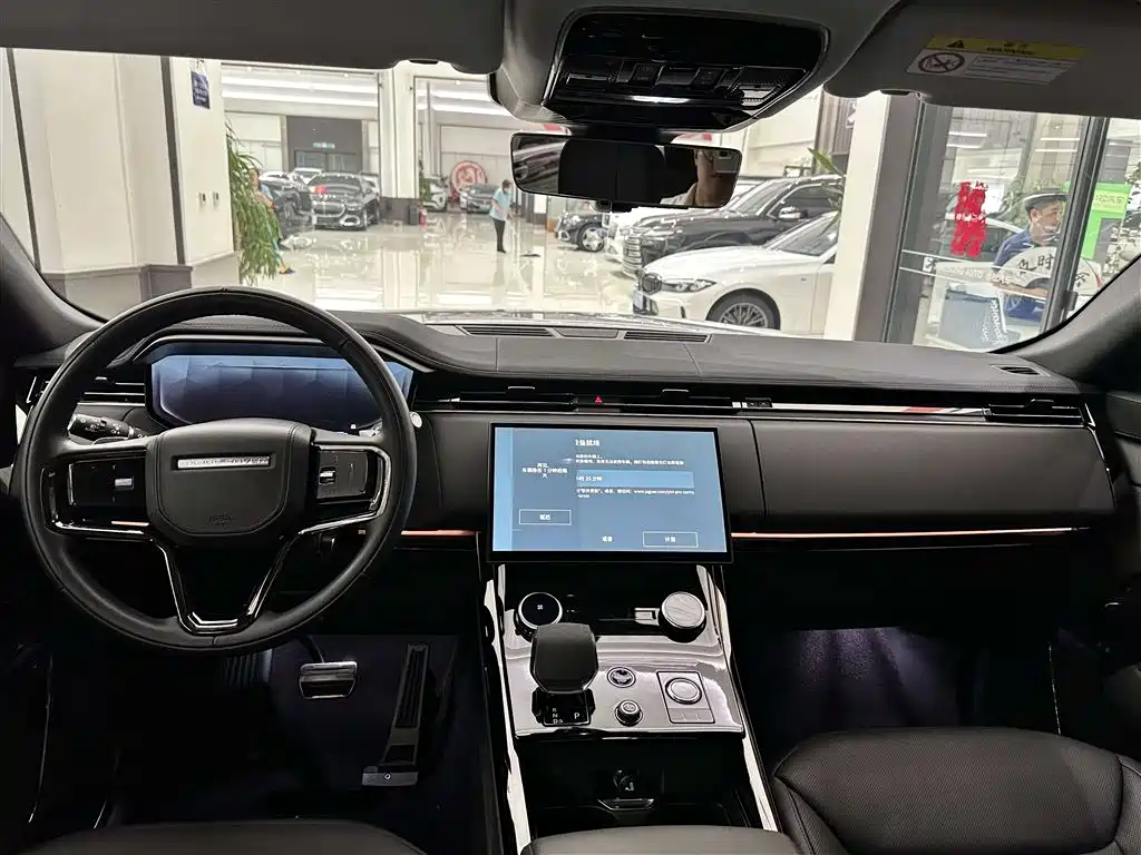 Land Rover Sport 2023 — фото 13