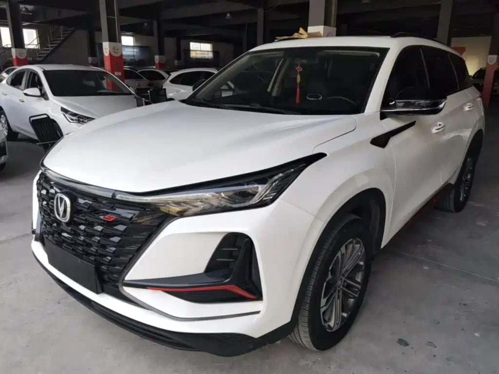 Changan CS75PLUS 2022 — фото 2