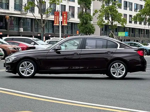 BMW 3 Series 2016