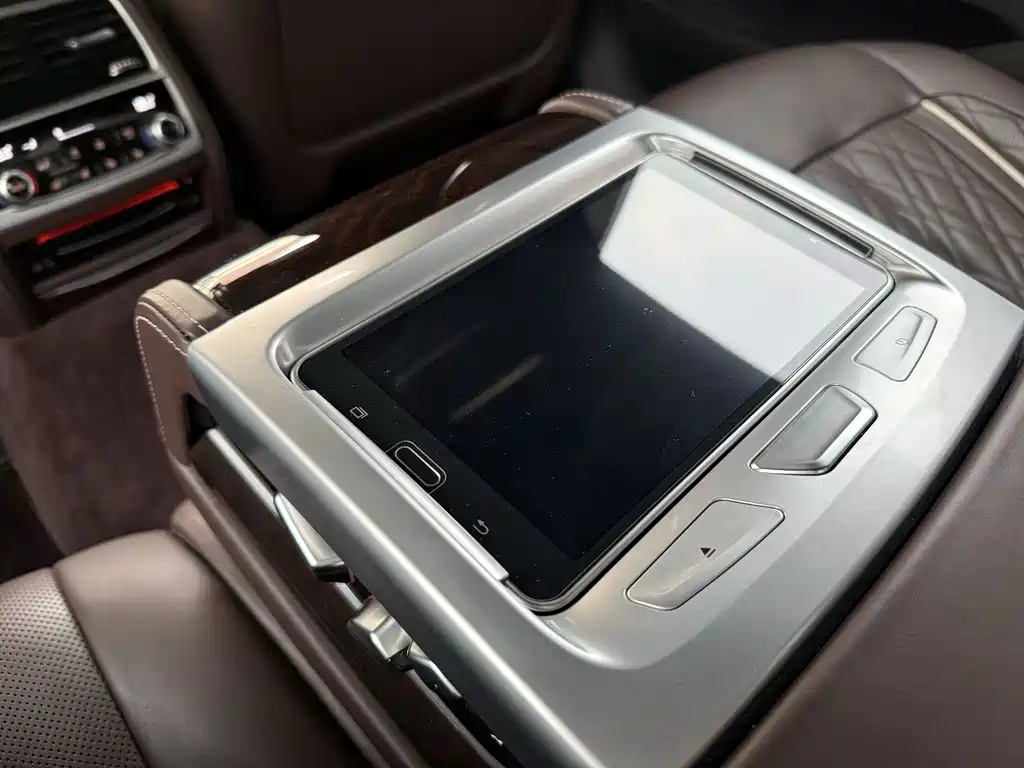 BMW 7 Series 2022 — фото 14