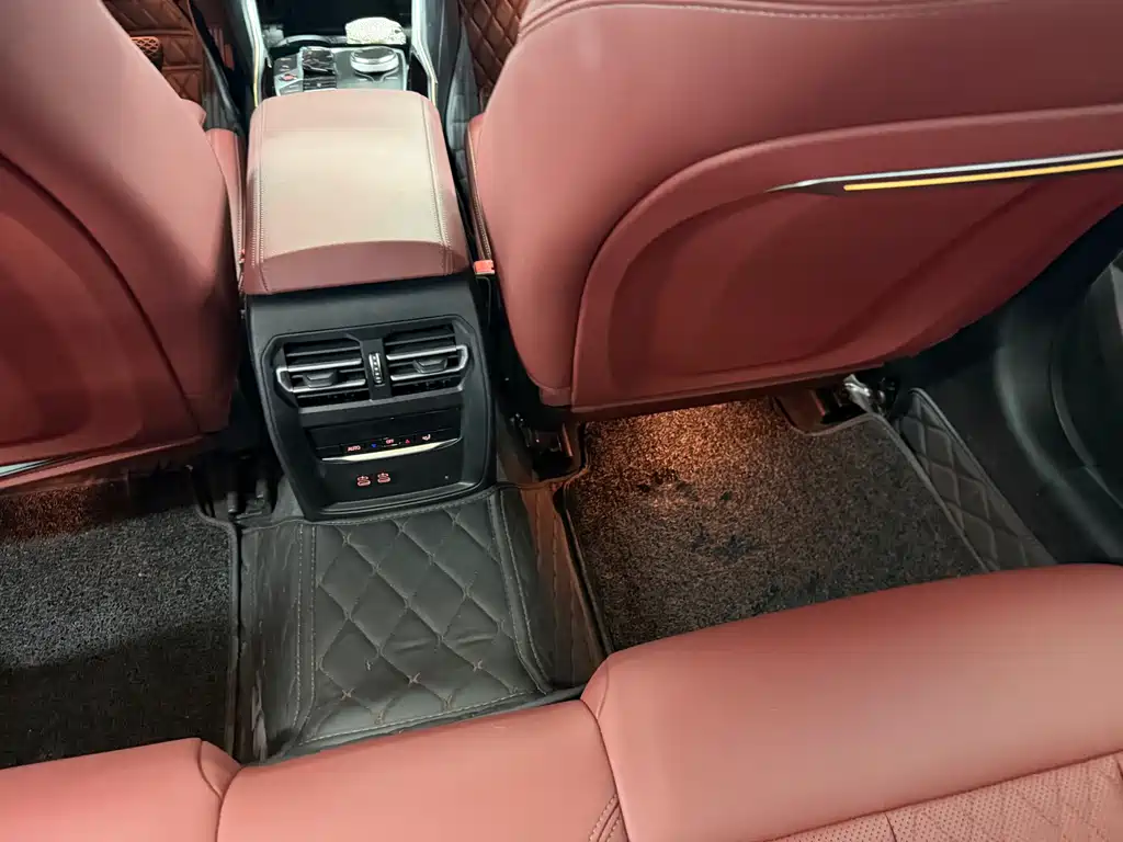 BMW 3 Series 2023 — фото 14