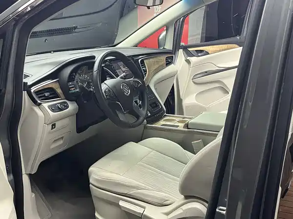 Buick GL8 2018