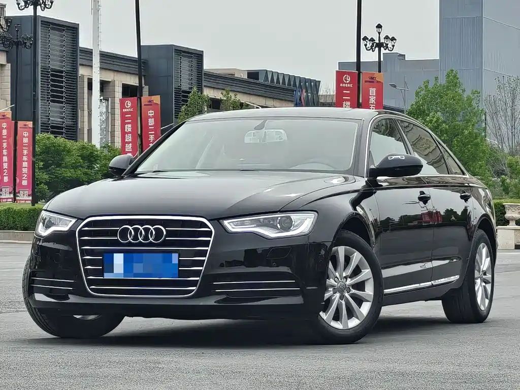Audi A6L 2013 — фото 1