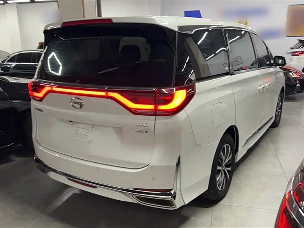 GAC Motor Trumpchi M8 2023 — фото 13
