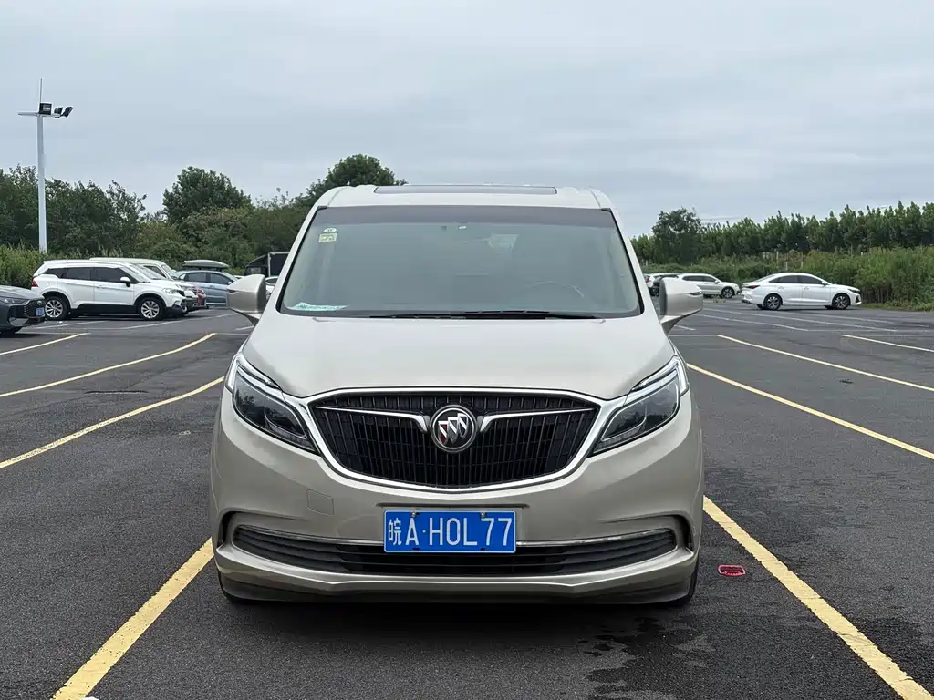 Buick GL8 2018 — фото 2