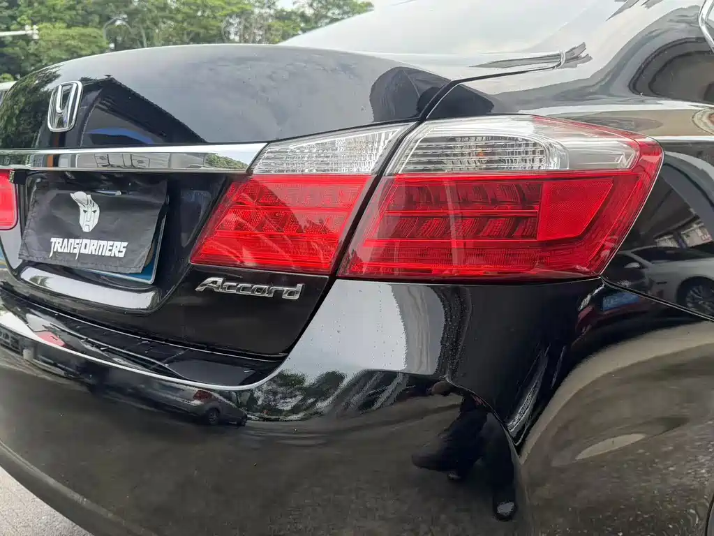 Honda Accord 2015 — фото 16