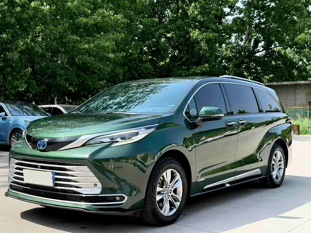Toyota Sienna 2021