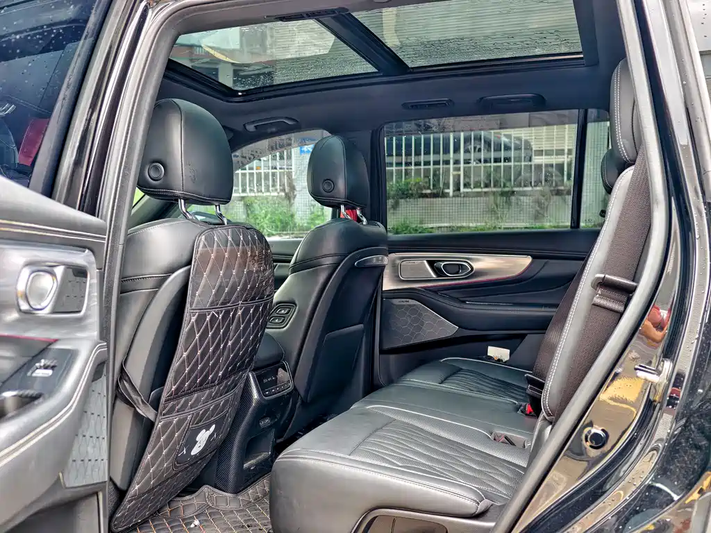 GAC Motor Trumpchi GS8 2023 — фото 25