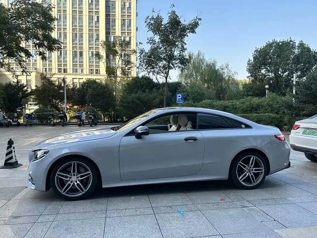 Mercedes-Benz E-Class 2018 — фото 3
