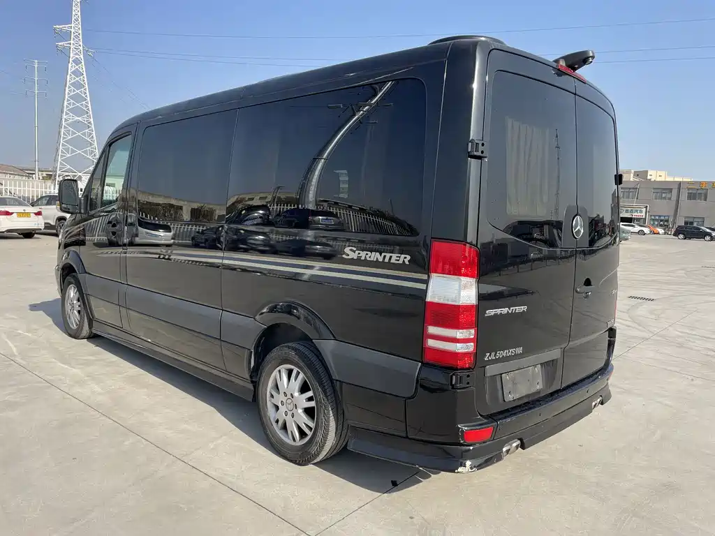 Mercedes-Benz Sprinter 2017 — фото 31