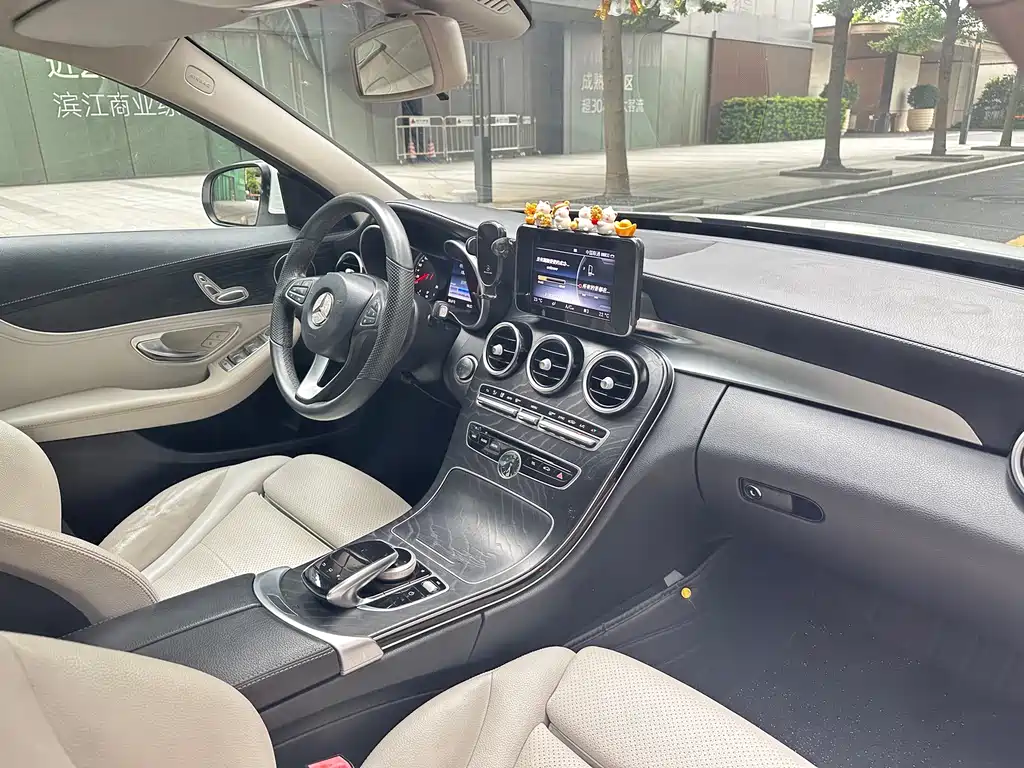 Mercedes-Benz C-Class 2016 — фото 8
