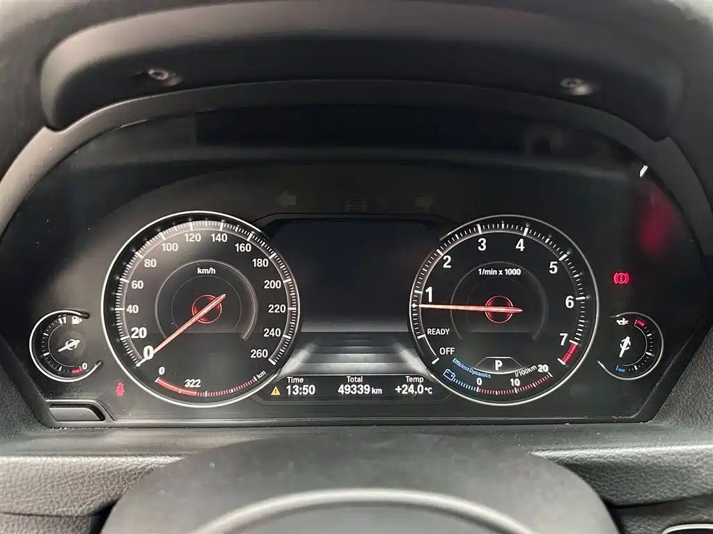 BMW 3 Series 2018 — фото 14