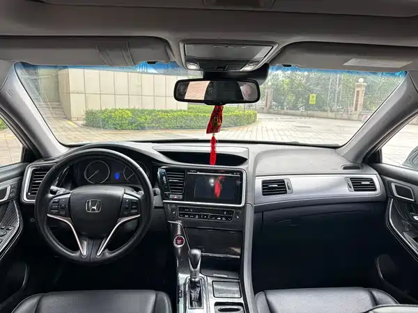 Honda Spirior 2015