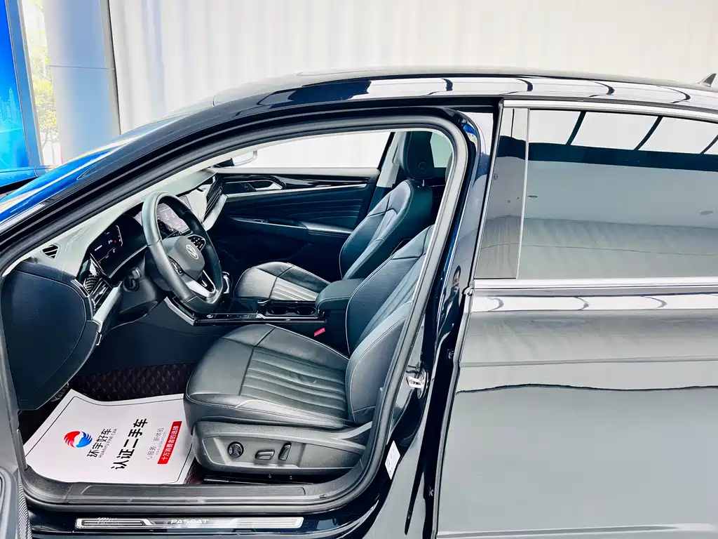 Volkswagen Passat 2023 — фото 22