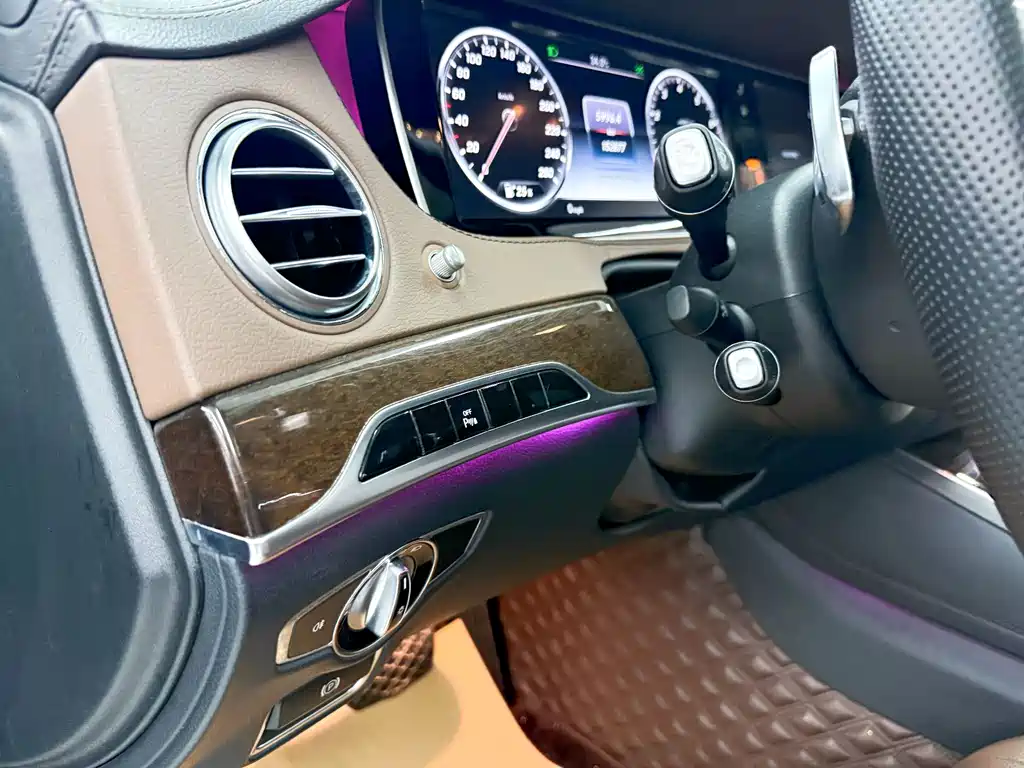 Mercedes-Benz S-Class 2017 — фото 15